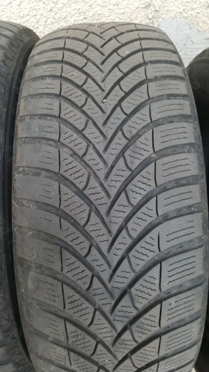 Vând anvelope iarnă, 196 65 R15, DOT 2021, uzură cant interior Preț pe SET = 170 Lei - imagine 6