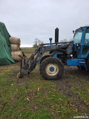 Vând tractor Ford TW20 - imagine 3