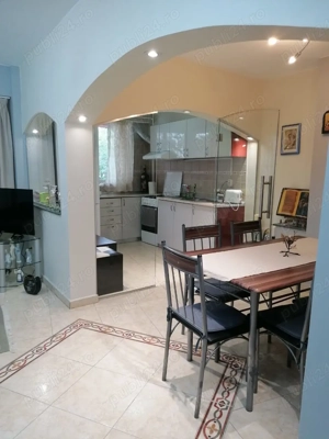 Vând apartament renovat cu 3 camere, decomandat   sector 3 - imagine 4