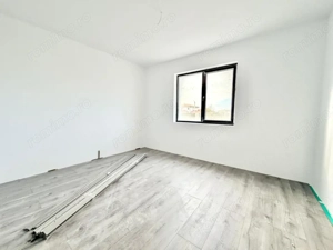 Duplex 4 camere si 2 bai - Toate utilitatile - Mosnita Noua - imagine 7