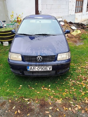 Vând Volkswagen Polo radiat 