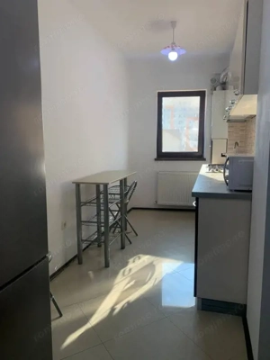 Apartament central cu doua camere - imagine 6