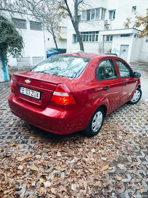 vând Chevrolet aveo motor de 1,2 benzina consum mic acte valabile propietar se oferă fiscal obligato - imagine 2