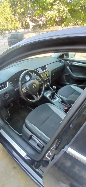 Vând Skoda Octavia 1.6tdi Edition - imagine 4