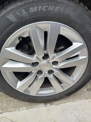 Vând PEUGEOT 308 Pure Tech Turbo Panoramic - imagine 4