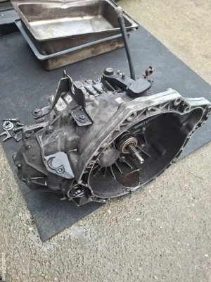 cutie viteze manuala Renault trafic 1.9 diesel 6+1  trepte  - imagine 4