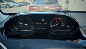 Peugeot 2008 1.6 BlueHDI 99 CP Grip Control - imagine 6