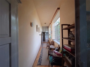 Casa cu aer nobil in Baia de Cris - imagine 9