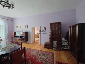 Casa cu aer nobil in Baia de Cris - imagine 3