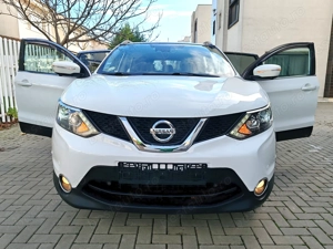 Nissan Qashqai Tekna 4x4 DCI NaviPieleXenonLedPanoramicCMr360InczScauneKeylesGoJanteBicoloreCarlig - imagine 5