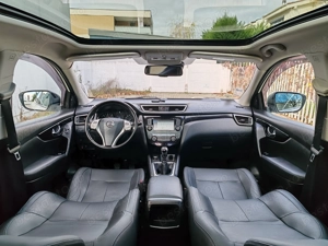 Nissan Qashqai Tekna 4x4 DCI NaviPieleXenonLedPanoramicCMr360InczScauneKeylesGoJanteBicoloreCarlig - imagine 10