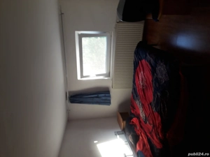 închiriez apartament et 1