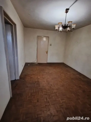 Vând apartament cu 2 camere strada Brânduşei - imagine 5