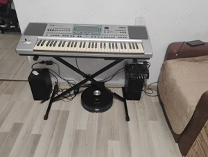 Korg pa 50 cu sistem karaoke 