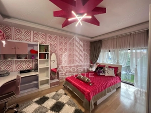 Vila de lux în Dumbrăvița cinci camere - imagine 17