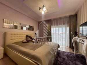 Vila de lux în Dumbrăvița cinci camere - imagine 15