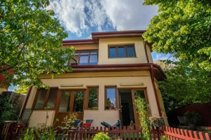 Vila superba 240 mp teren 570 mp