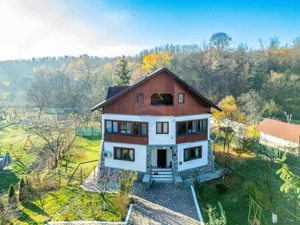 Casă 5 camere + demisol, teren 1560 mp / Filipestii de Padure