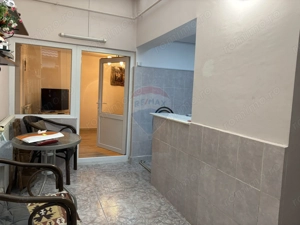 Casă de inchiriat cu 5 camere în zona Tomis I Constanta - imagine 4