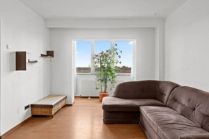 Apartament 4 camere de închiriat, zona Miorița