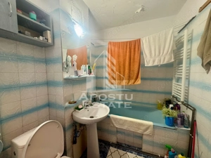 Apartament 2 camere,etaj 2, centrala proprie,zona Lipovei - imagine 12