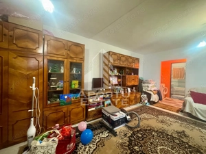 Apartament 2 camere,etaj 2, centrala proprie,zona Lipovei