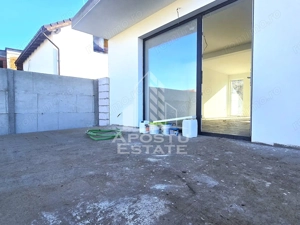 Casa cu piscina in Fantanele la 10 minute de Arad - imagine 16