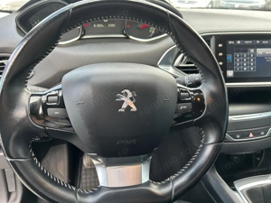 Peugeot 308 - imagine 10