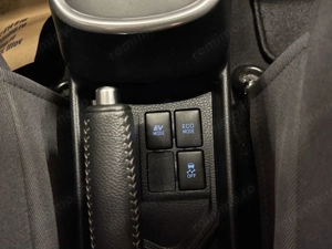 Toyota Yaris - imagine 20