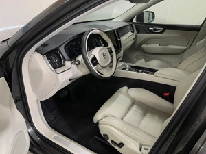 Volvo XC 60 - imagine 5