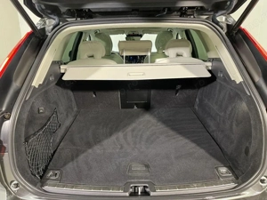 Volvo XC 60 - imagine 13