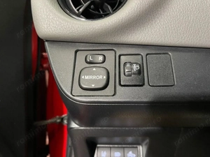 Toyota Yaris - imagine 15