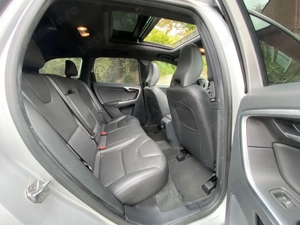 Volvo Xc6 D 150Cp Euro 6 * Bi-Xenon * Camera * Trapa * Scaune Incalzite - imagine 8