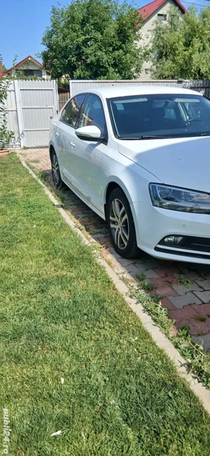 VW.Jetta.2.0 Tdi. - imagine 8