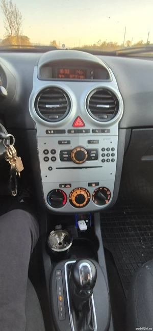 Opel Corsa Euro 5 - imagine 4