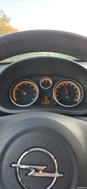Opel Corsa Euro 5 - imagine 6