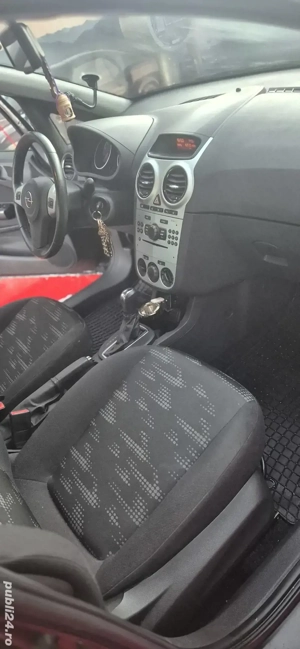 Opel Corsa Euro 5 - imagine 8