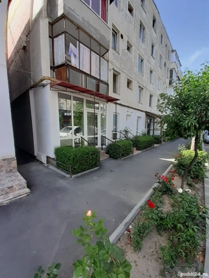 vând spațiu comercial 