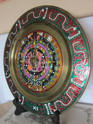 cadou rar Calendar Aztec Maya Plate bronz pictat email Mexic 1980 - imagine 2