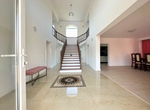 Vânzare casă 5 camere nouă elegantă și spațioasă în Hărman - imagine 37