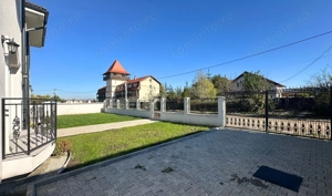 Vânzare casă 5 camere nouă elegantă și spațioasă în Hărman - imagine 38