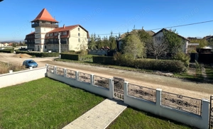 Vânzare casă 5 camere nouă elegantă și spațioasă în Hărman - imagine 35