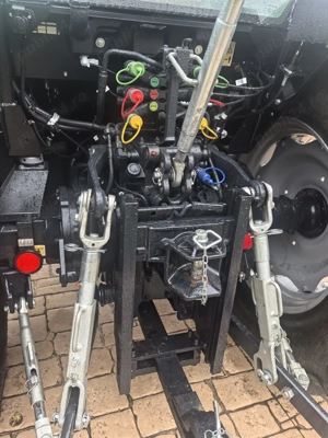 Tractor Deutz Fahr 5105 GS KEYLINE PLUS an 2025- 74 ore functionare-Garantie 10.2026 - imagine 8