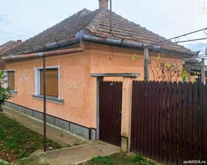 De vânzare casă parter în loc. Petreu