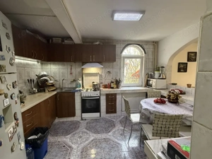 Apartament cu 3 camere, decomandat, 95 mp, parter - Girocului - imagine 4