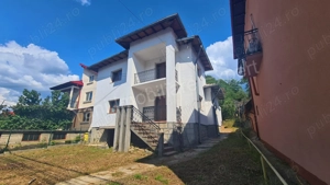 Casă de vânzare în Curtea de Argeș, str Cuza Vodă.