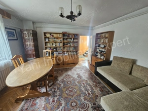 Casă de vânzare în Curtea de Argeș. - imagine 7