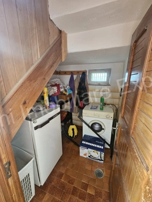 Casă de vânzare în Curtea de Argeș. - imagine 15