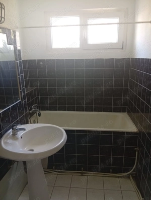 Direct proprietar apartament 2 camere Reșița - imagine 6