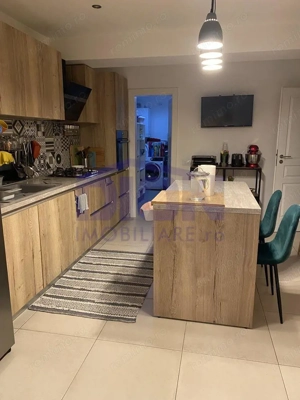 Casa moderna si primitoare - imagine 8